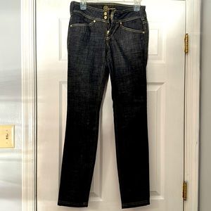 😍💁‍♀️BEBE~DOUBLE BUTTON SKINNY JEAN SIZE 26 AMAZING DENIM AWESOME QUALITY!!